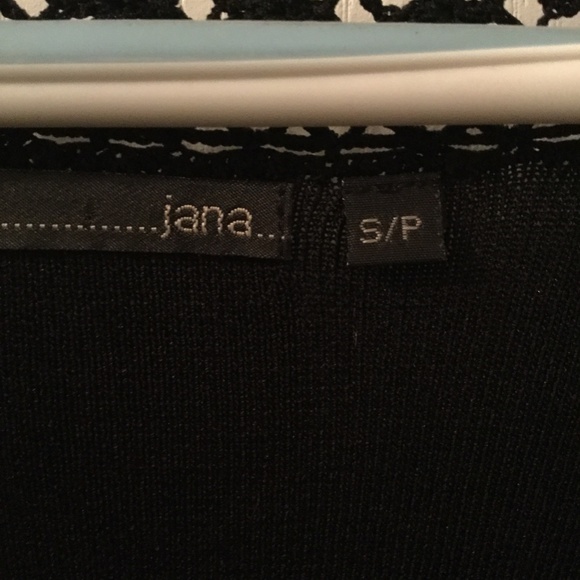 Black sweater - Picture 3 of 3